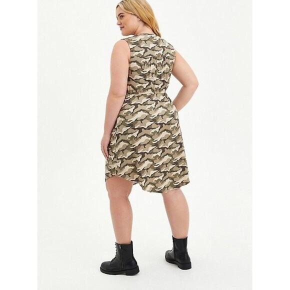 Torrid Sleeveless Zip-Front Shirt Dress - Stretch Challis Camo 2X NWT - Picture 3 of 8
